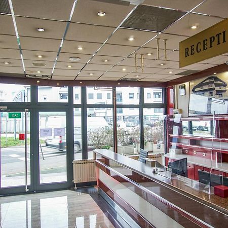Hotel Europa ザグレブ エクステリア 写真