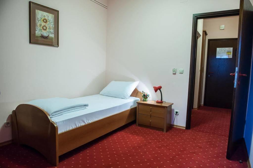 Hotel Europa ザグレブ エクステリア 写真
