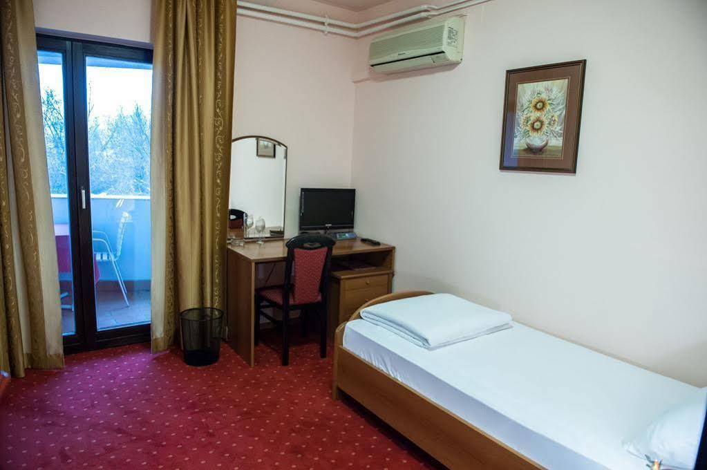 Hotel Europa ザグレブ エクステリア 写真